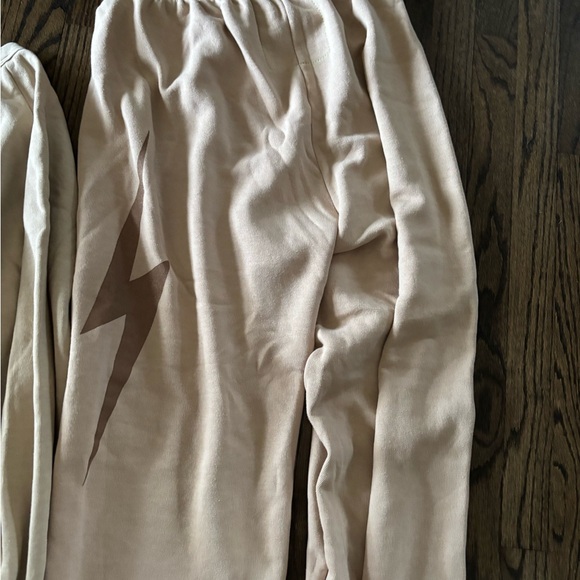 Aviator Nation NWOT Lightning Bolt Sweatshirt (XL) and Sweatpants (L) Set - Picture 6 of 8